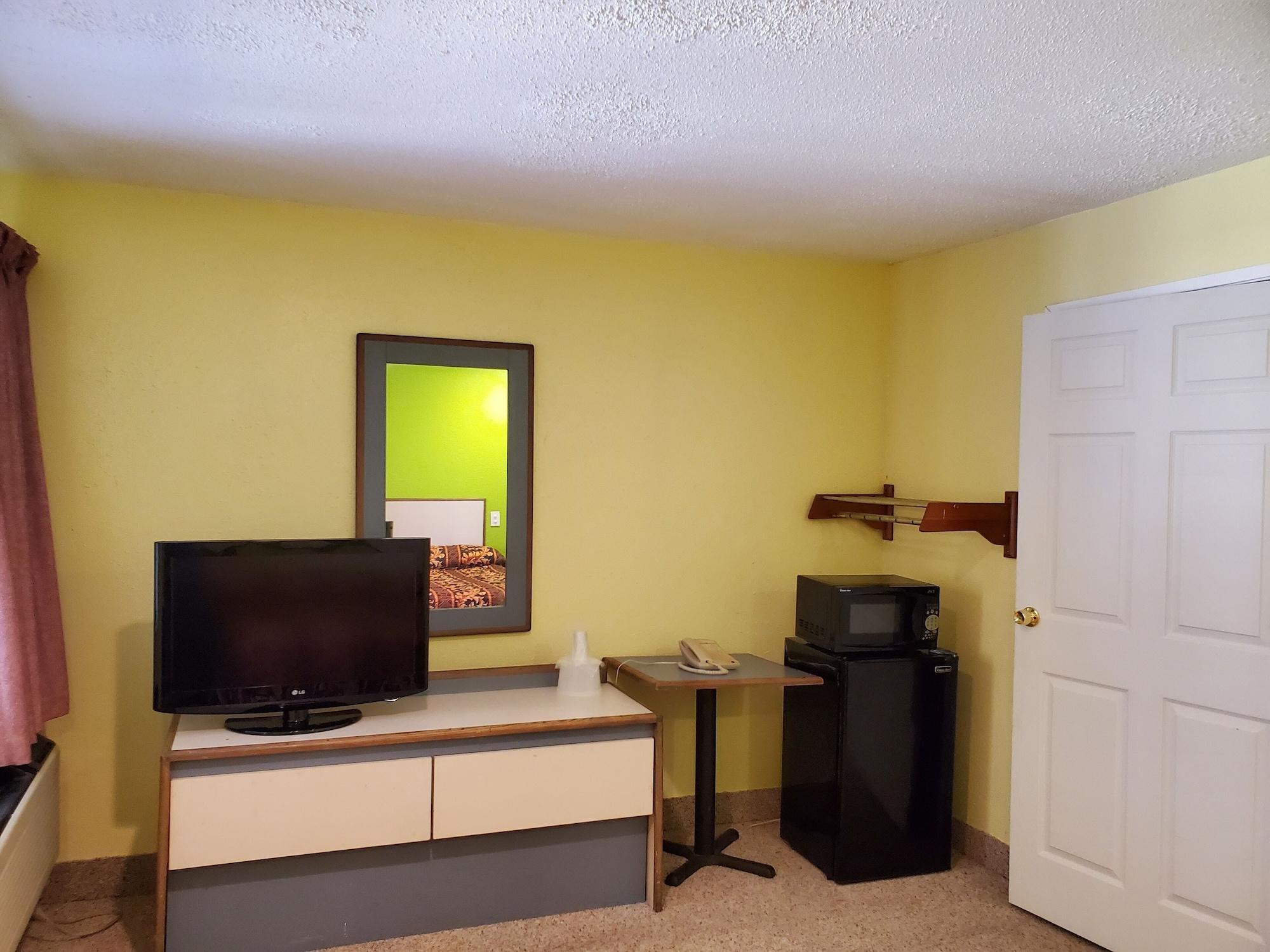 Travel Inn Motel Hartford Esterno foto