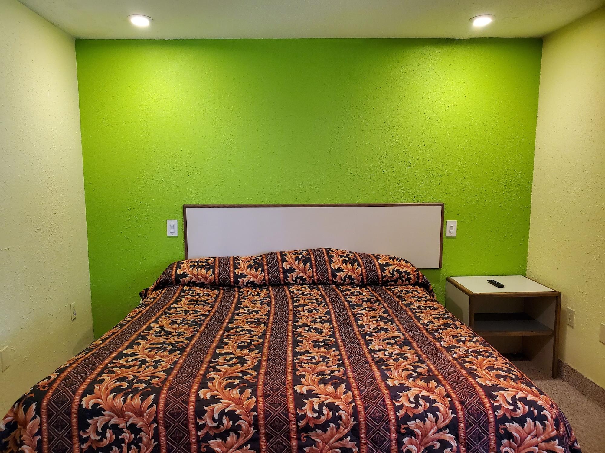 Travel Inn Motel Hartford Esterno foto