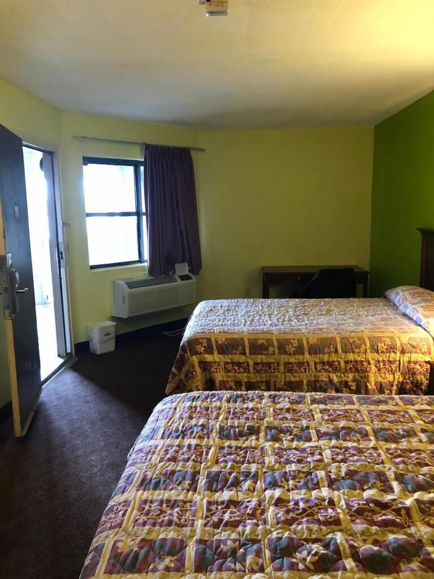 Travel Inn Motel Hartford Esterno foto